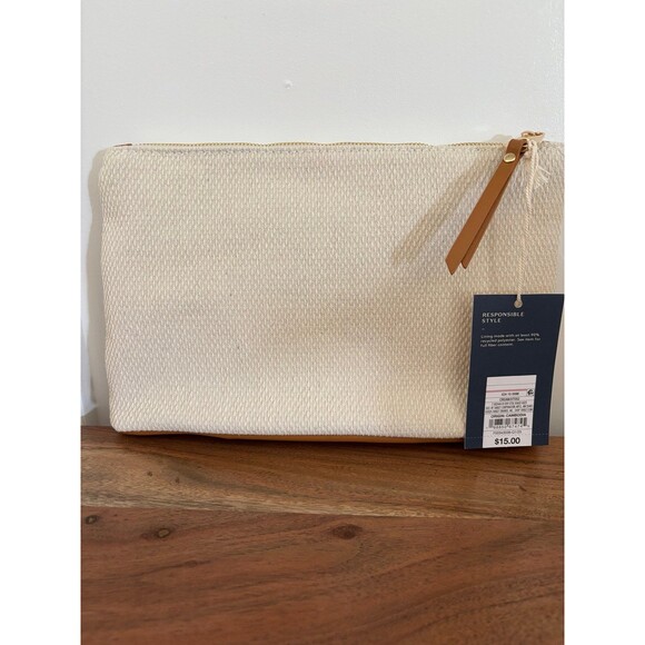 Clutch - Picture 2 of 4